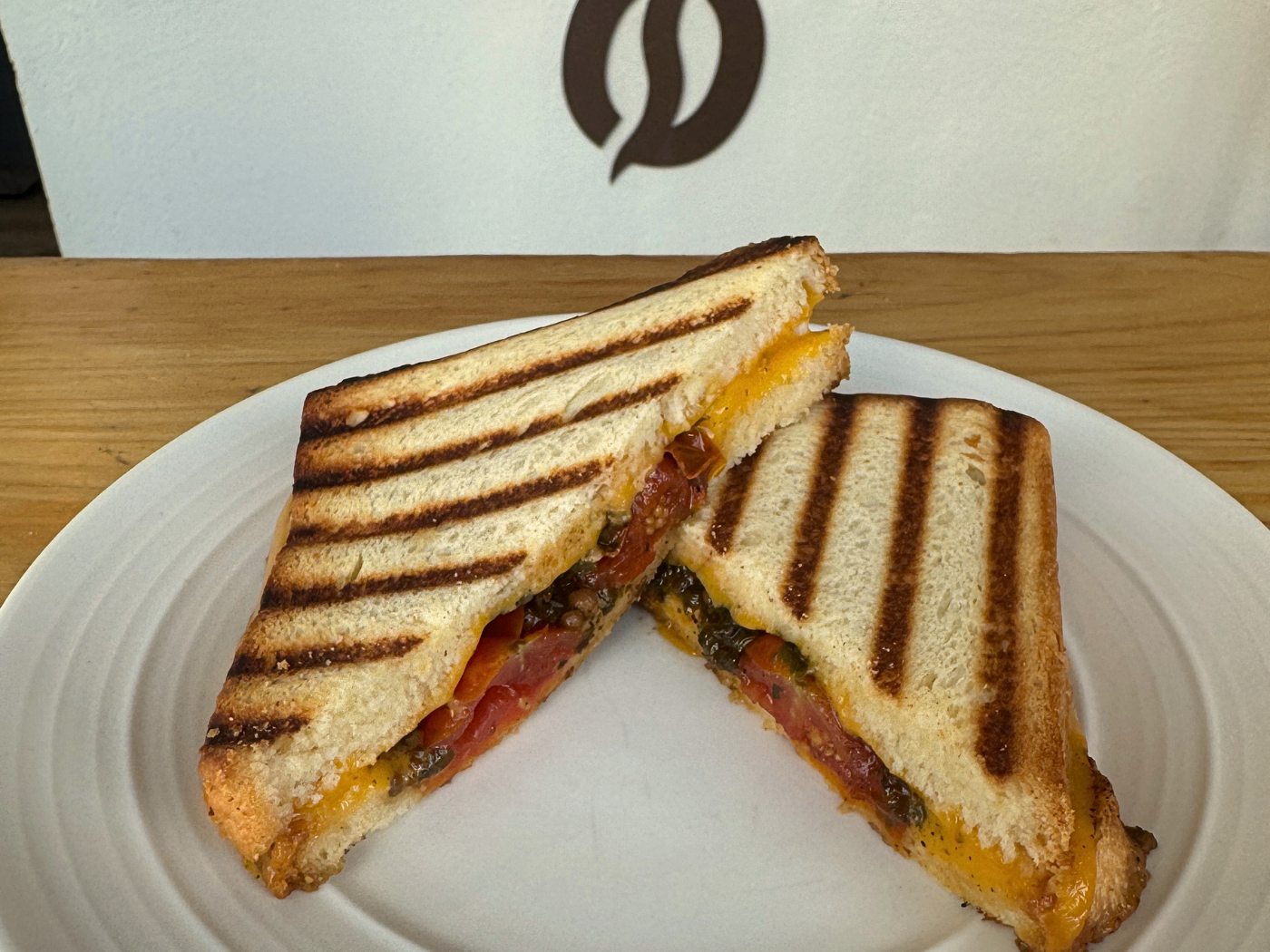 Sandwich caprese